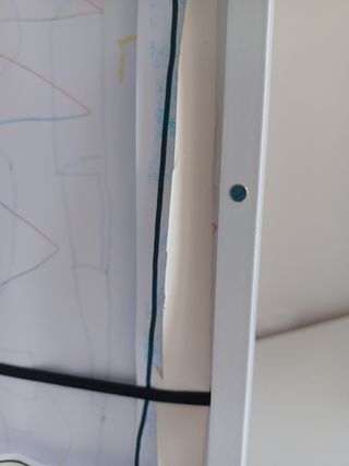 Marco de madera blanco para dibujo infantil