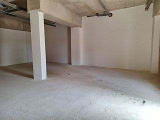 Local comercial en alquiler en Casagemes - Canyadó en Badalona