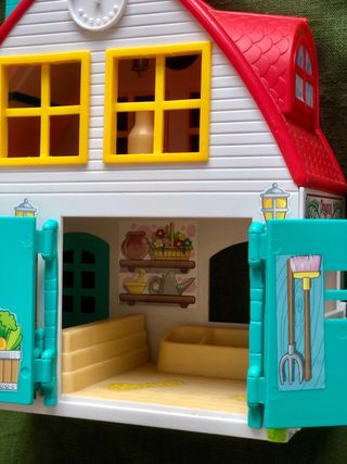 Casita de juegos para muñecas