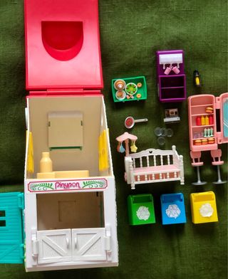 Casita de juegos para muñecas