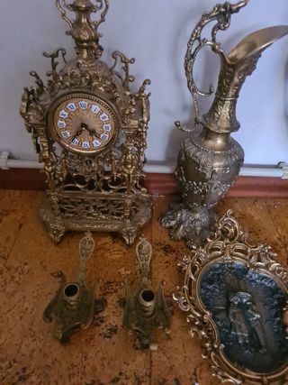 Antiguedades:  lote de artículos