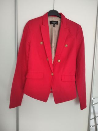 Chaqueta blaze roja Mango talla S.
