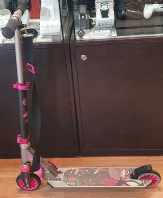 Patinete Scooter Oxelo / Niña (Perfecto estado)