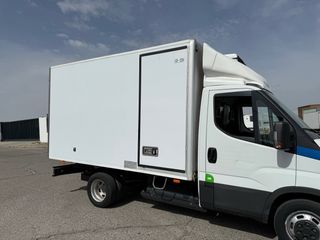 Iveco Daily 3500kg Gas GNC Frigorífico 2018