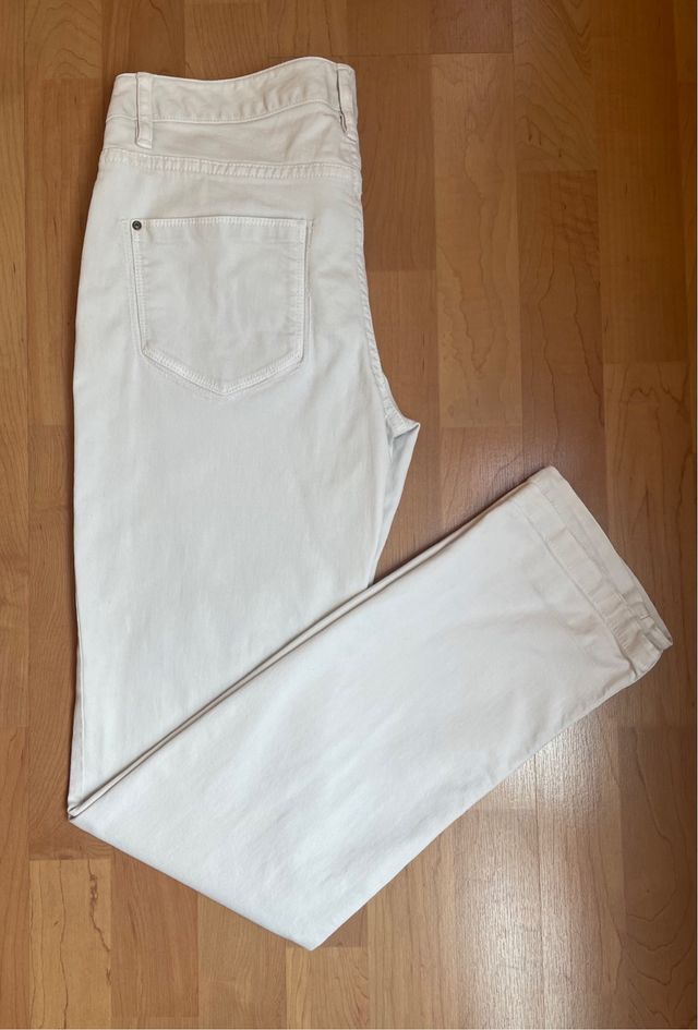 Vaqueros Massimo Dutti blancos mujer T40