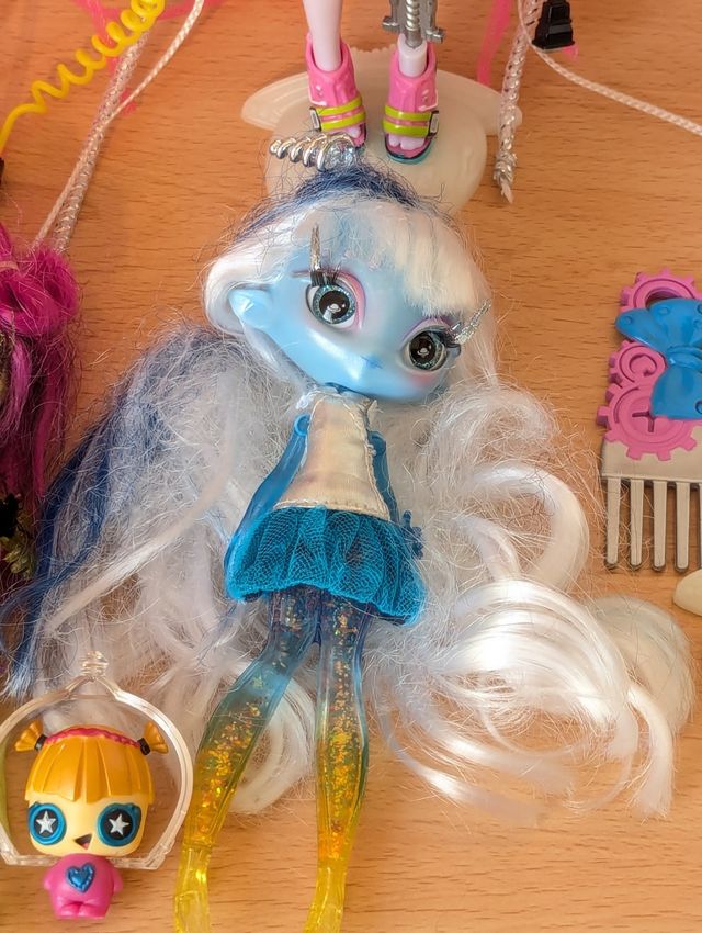 Lote muñecas novi stars