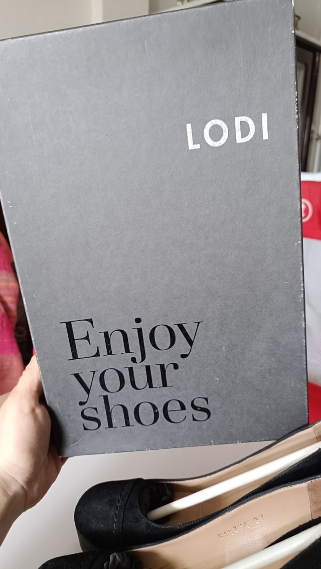 Tacones LODI negros, talla 37