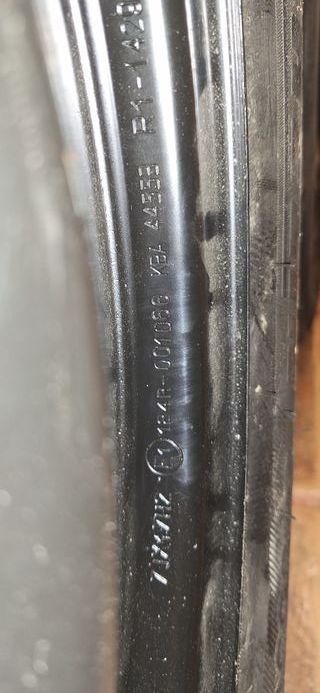 2 Neumáticos 225/55 R17 101W + Llantas