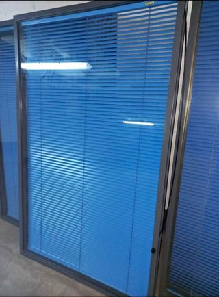 Mamparas cristal persiana regulable