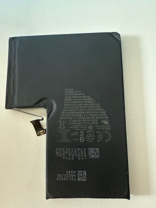 Batería nueva iPhone 14 Pro Max