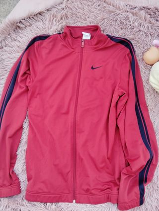Chaqueta Nike deportiva roja