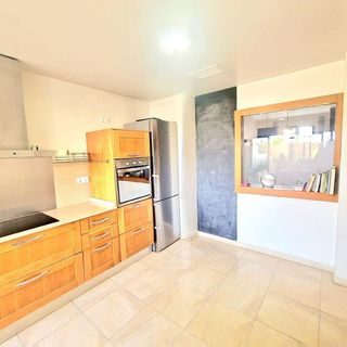 Casa adosada en venta en Vistahermosa en Alicante