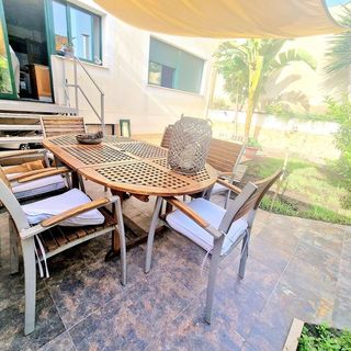 Casa adosada en venta en Vistahermosa en Alicante