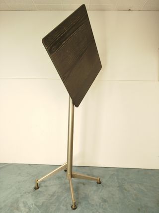 Mesa alta de diseño marca 
italiana