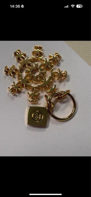 Charm Chanel fiocco di neve colore oro