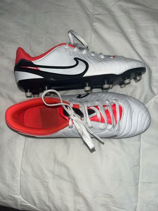 Botas fútbol Nike Jr. Tiempo