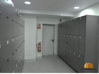 Local comercial en venta en El Castell-Poble Vell en Castelldefels