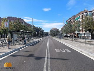 Local comercial en venta en El Castell-Poble Vell en Castelldefels