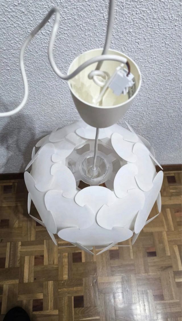 Lámpara techo IKEA blanca