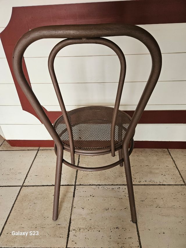 Silla vintage metal marrón
