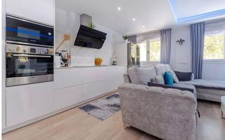 Piso en venta en Los Jardines de Marbella - La Ermita en Marbella