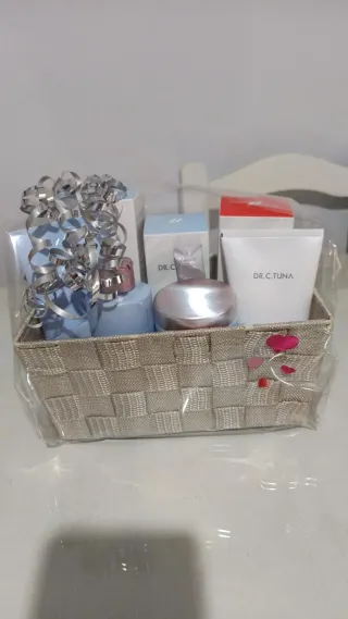 Bolsas regalo DR.C.Tuna & FARMASI