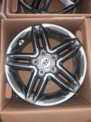 4 Llantas 16" Gris Oscuro