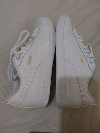 Zapatillas Puma blancas. SIN ESTRENAR