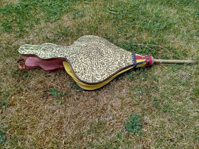 Fuelles antiguos dorados