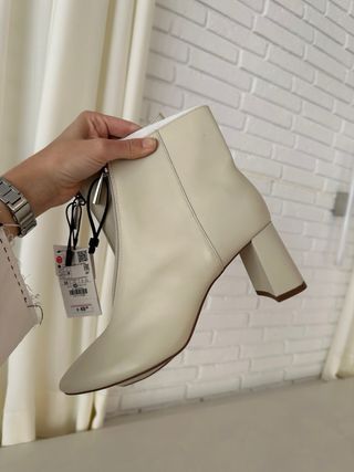 Botines Zara beige talla 39