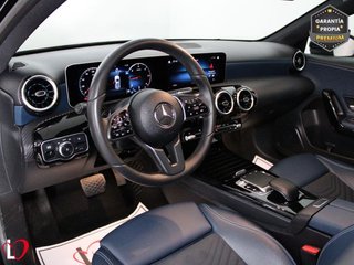 Mercedes Clase A 180 D AUTO BUS. LINE TECHO 116