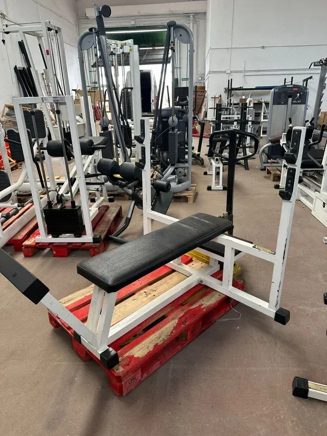 Banco Press Plano Technogym