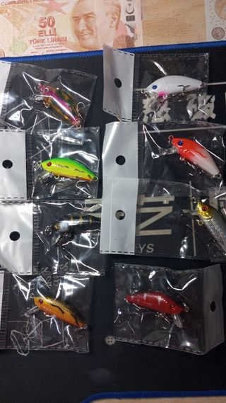 8 Señuelos Pesca - Minnows