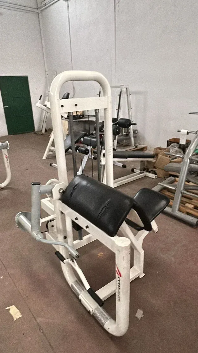 Máquina Curl Biceps Scott