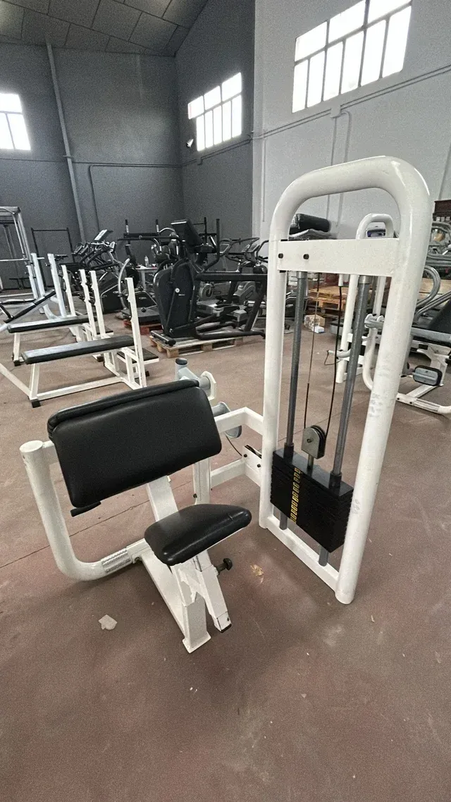 Máquina Curl Biceps Scott