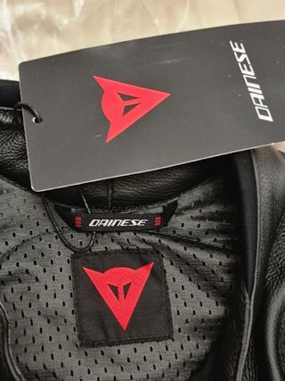 Cazadora moto cuero Dainese