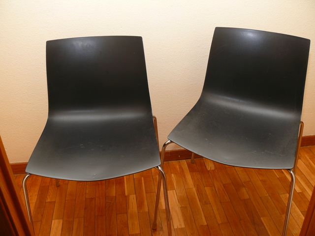 2 sillas Arper Catifa