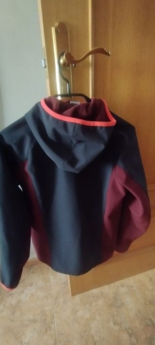 Chaqueta cortavientos Decathlon 10-12 años