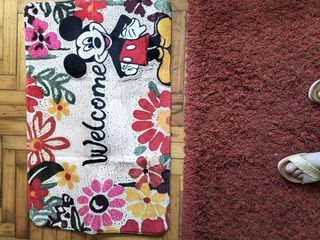 Alfombra o felpudo Mickey Mouse multicolor