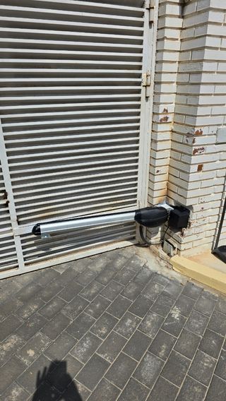 Cerrajero Julián López