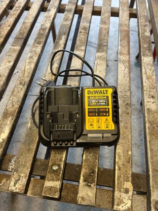 3 Cargadores Dewalt 18V & 54V