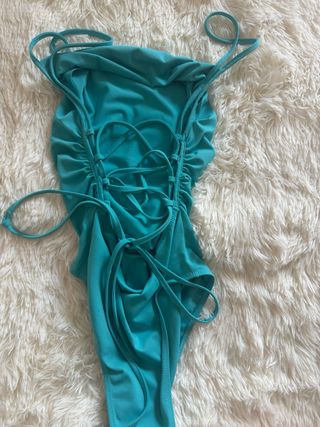 Bañador turquesa espalda abierta