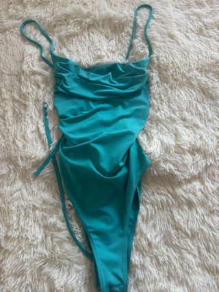 Bañador turquesa espalda abierta