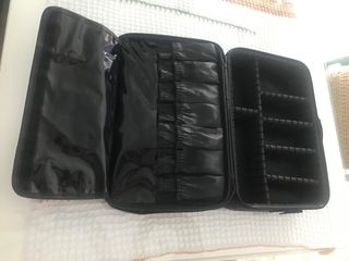 Maletín maquillaje negro