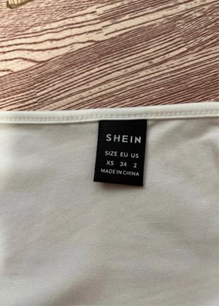 Top blanco Shein