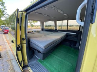 SE VENDE VW MULTIVAN T5 – TDI DICIEMBRE 2010