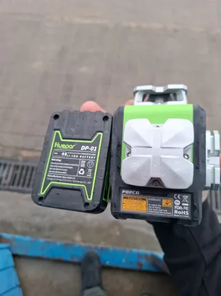 Nivel láser Huepar - herramienta de medición