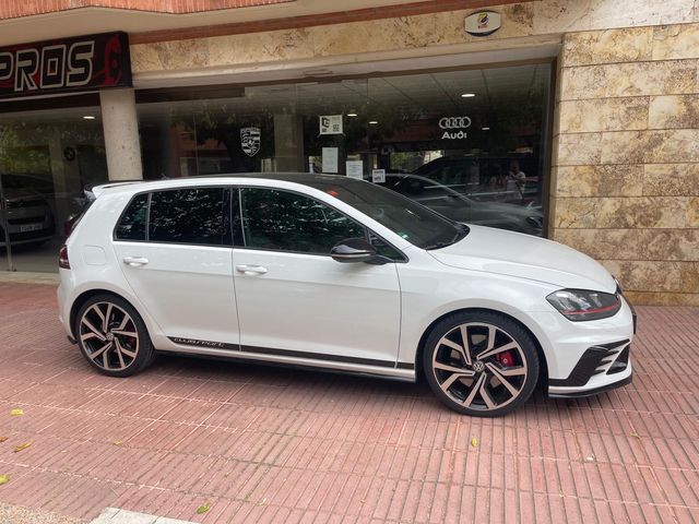 VOLKSWAGEN GOLF GTI CLUBSPORT 2016 - 21,900€ -
