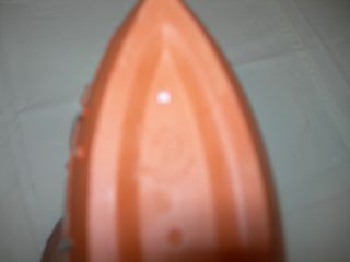 Solitário em barro. Jarra.