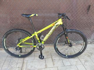 Bicicleta Megamo.